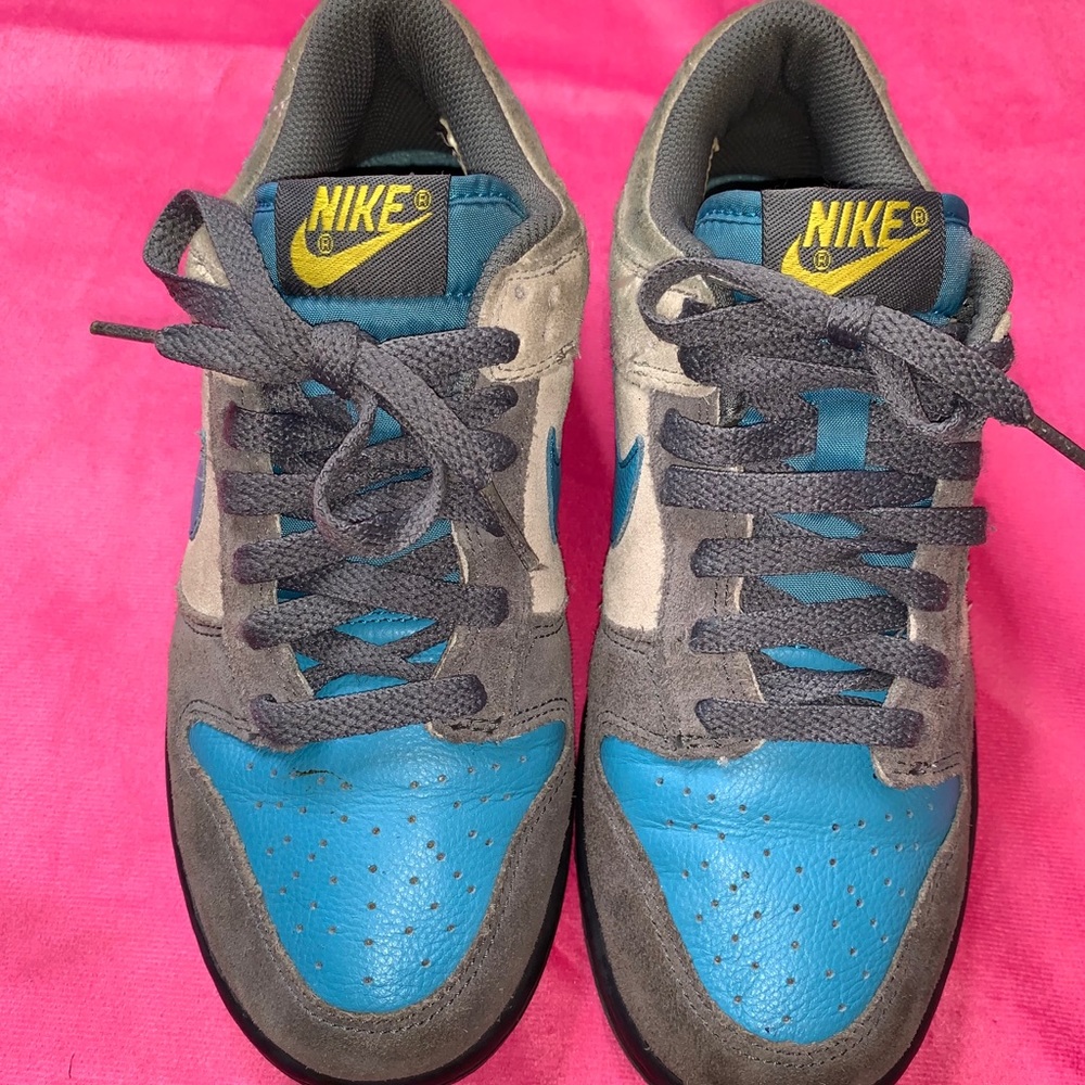 Nike Sneakers
